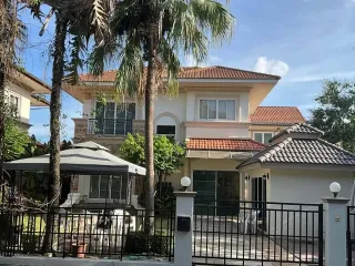 Casa en alquiler de 3 habitaciones en Saraphi, Chiang Mai