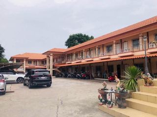 出售 34 卧室 办公室 在 Bang Lamung, Chon Buri