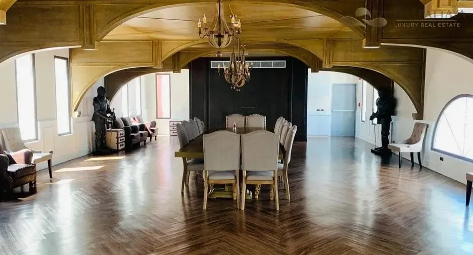 For sale 2 bedrooms condo in Jomtien, Pattaya
