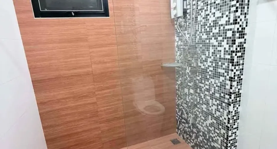 For rent 4 bedrooms house in Bang Lamung, Chonburi