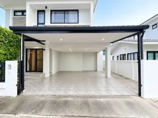 For rent 4 bedrooms house in Bang Lamung, Chonburi