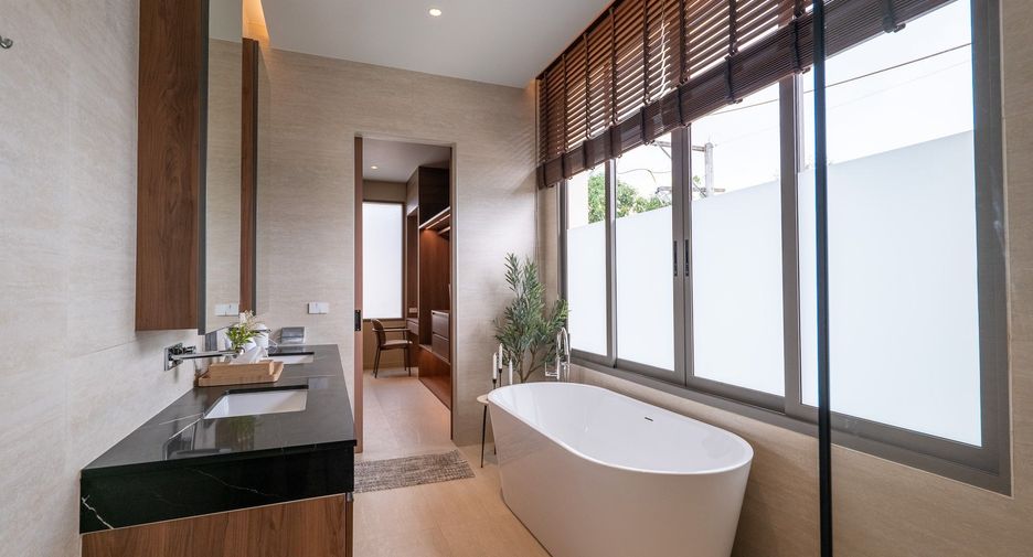 For sale 4 ベッドルーム villa in Thalang, Phuket