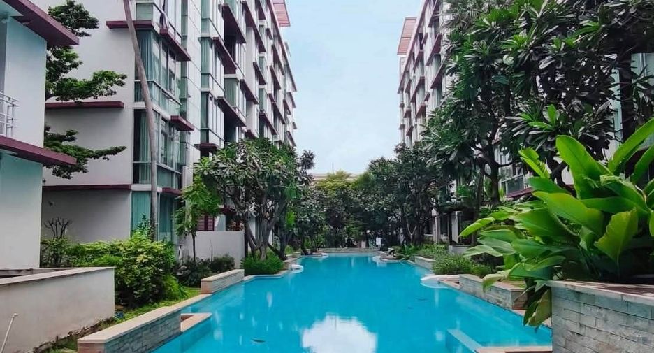 For sale 1 bed condo in Suan Luang, Bangkok