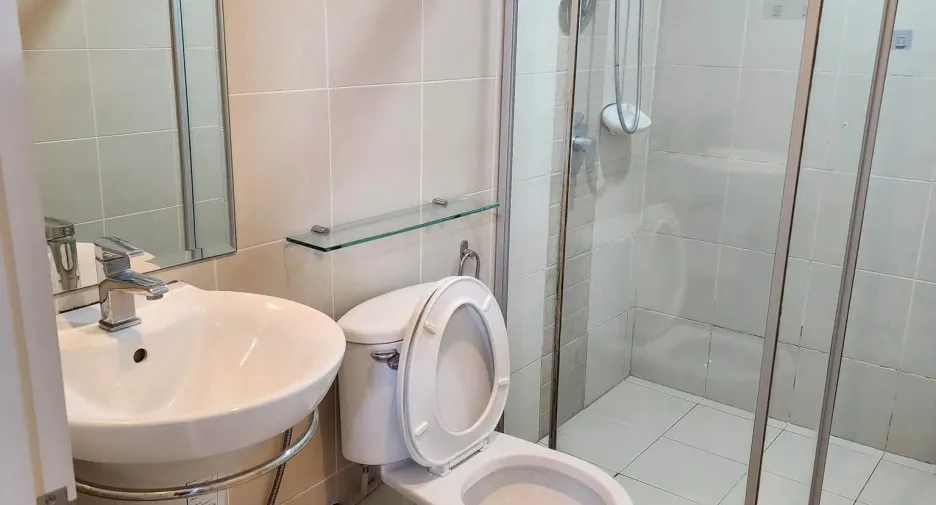 For rent 2 bedrooms condo in Mueang Nonthaburi, Nonthaburi