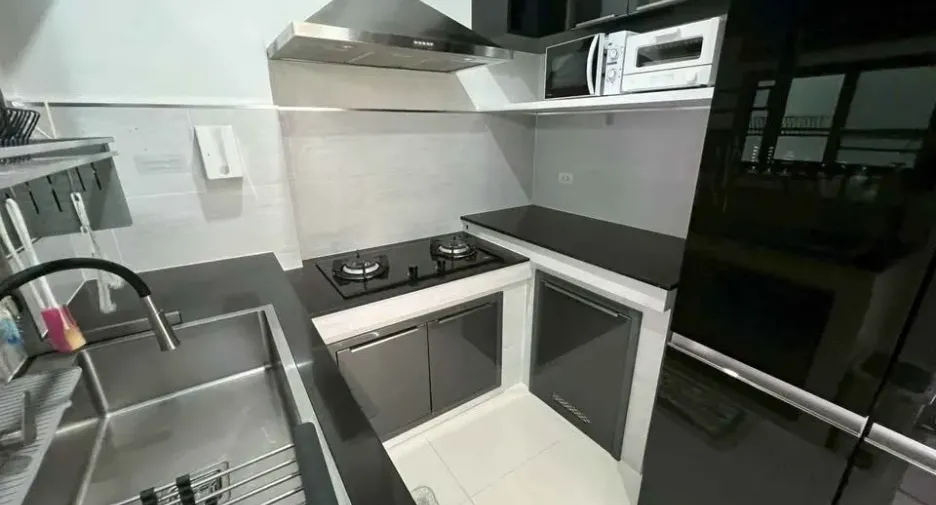 For sale and for rent 4 bedrooms house in Mueang Nonthaburi, Nonthaburi