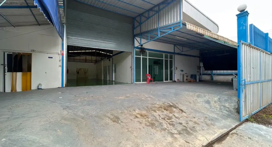 For sale and for rent 4 bedrooms house in Bang Yai, Nonthaburi
