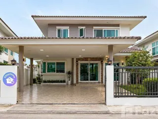 For sale 3 bedrooms house in Mueang Surat Thani, Surat Thani