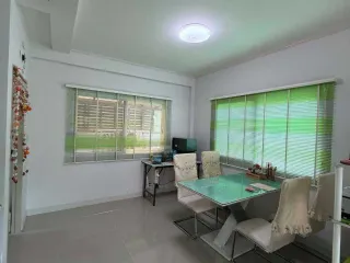 For sale 3 bedrooms house in Mueang Surat Thani, Surat Thani
