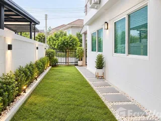 For sale 3 bedrooms house in Mueang Surat Thani, Surat Thani