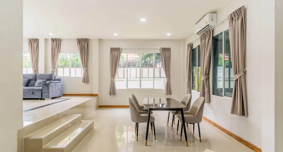 For rent 4 bedrooms house in Bang Bua Thong, Nonthaburi