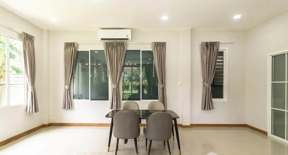 For rent 4 bedrooms house in Bang Bua Thong, Nonthaburi