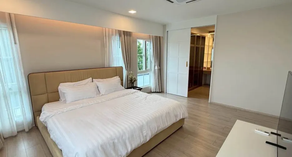 For rent 4 bedrooms house in Bang Phli, Samut Prakan