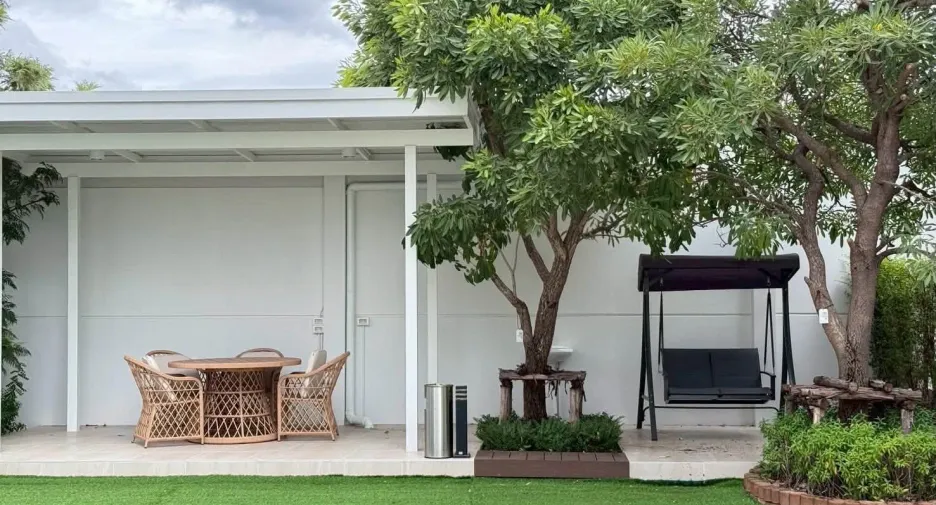 For rent 4 bedrooms house in Bang Phli, Samut Prakan