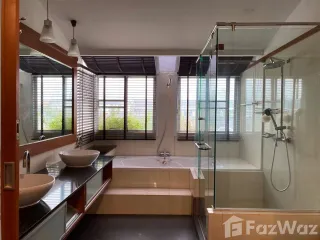 For sale 3 bedrooms house in Watthana, Bangkok