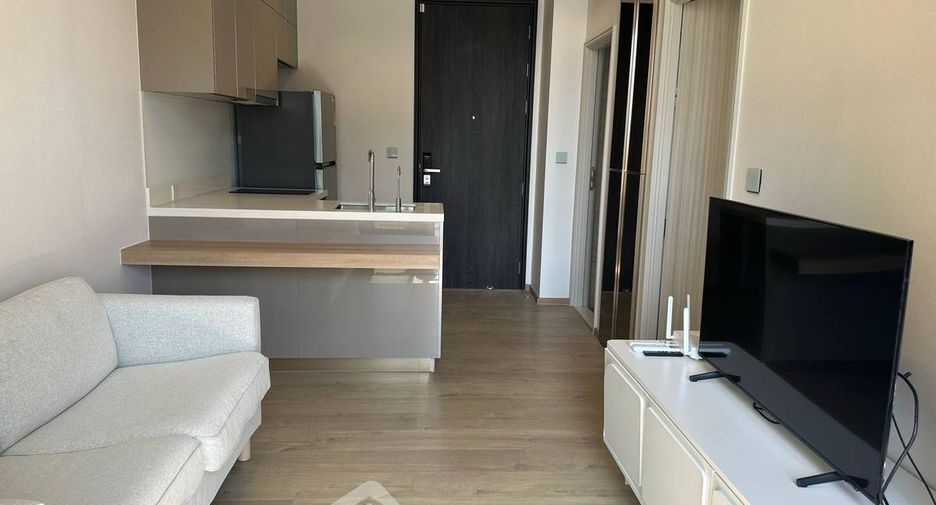 For sale 1 bed condo in Phra Khanong, Bangkok