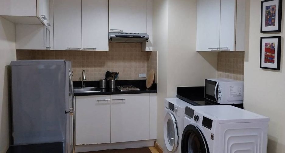 For rent 2 bedrooms condo in Khlong Toei, Bangkok