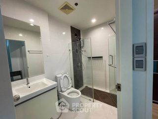 For rent 1 bed condo in Yan Nawa, Bangkok