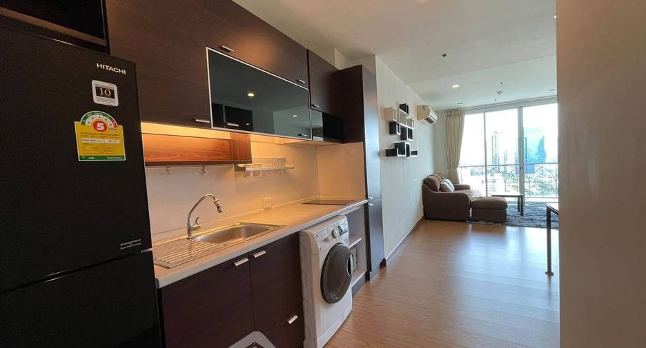 For rent 1 bed condo in Yan Nawa, Bangkok