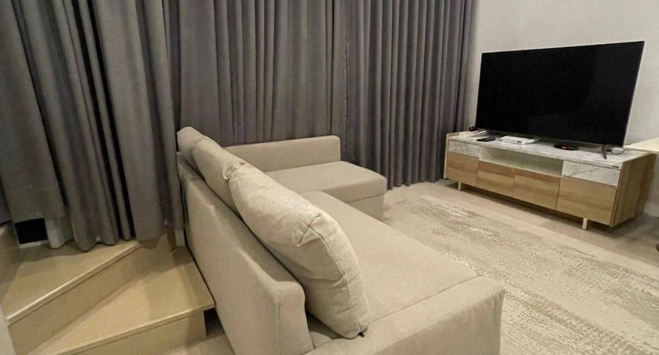 Wohnung zur Miete und zum Kauf mit 1 Zimmer in Sathon, Bangkok