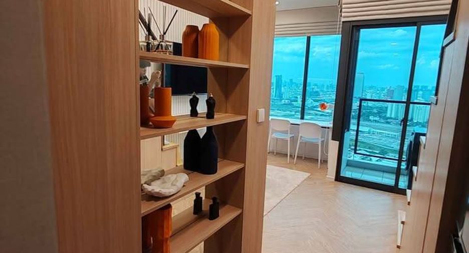 For rent 1 bed condo in Huai Khwang, Bangkok