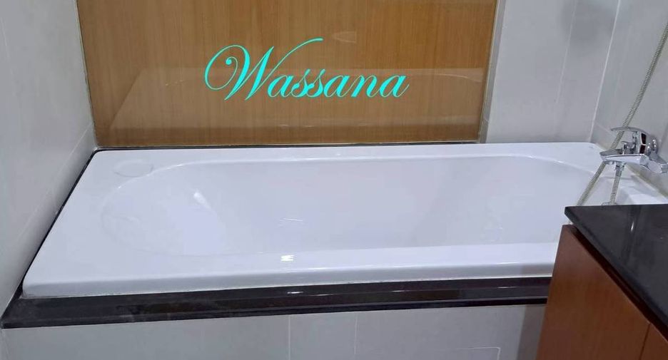 For rent 2 bedrooms condo in Sathon, Bangkok
