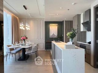 For rent 3 bedrooms condo in Khlong Toei, Bangkok