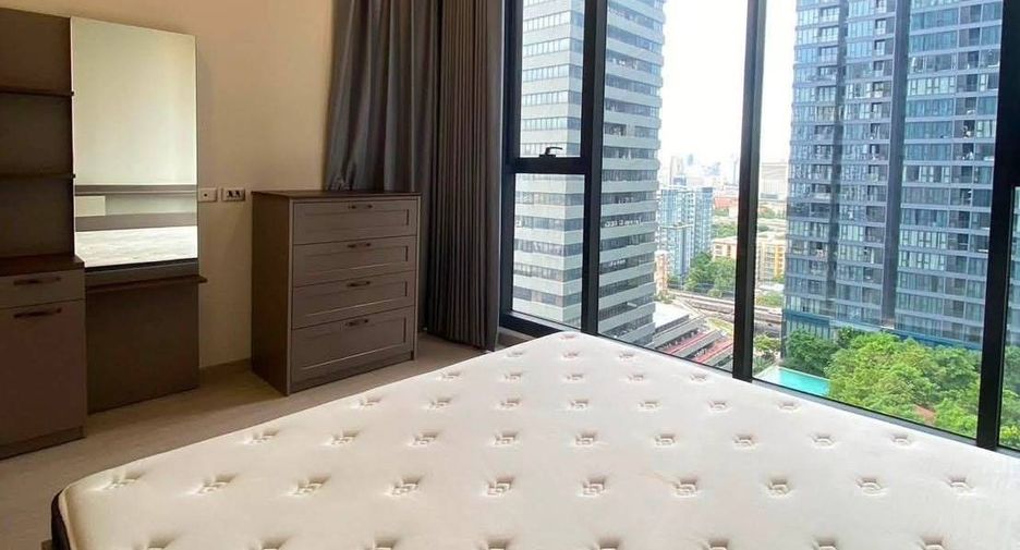 For rent 2 bedrooms condo in Huai Khwang, Bangkok
