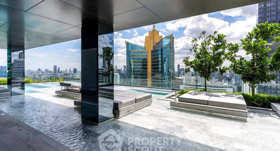 For rent 1 bed condo in Khlong Toei, Bangkok