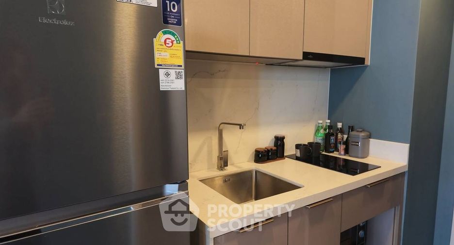 For sale 1 Beds condo in Huai Khwang, Bangkok