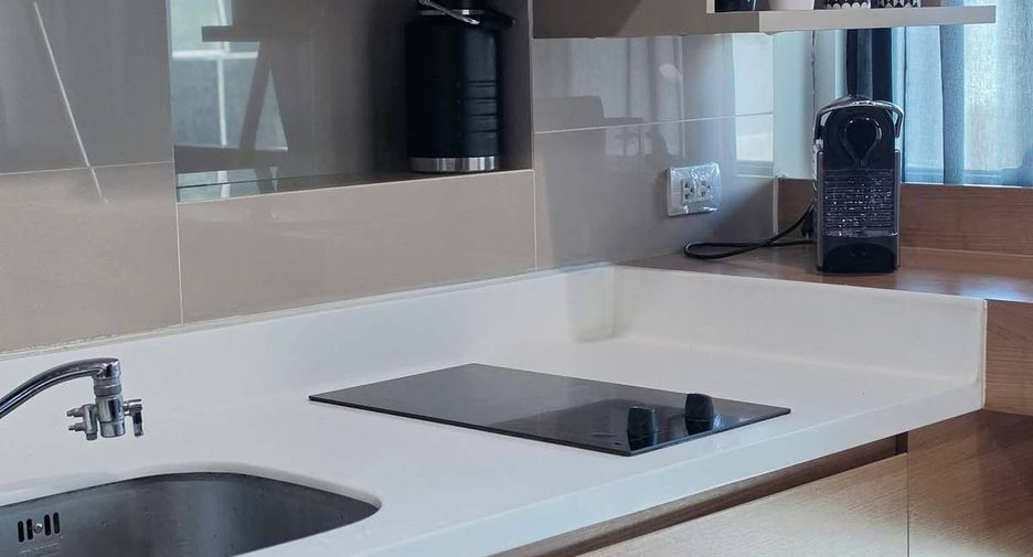 For sale 1 bed condo in Phaya Thai, Bangkok