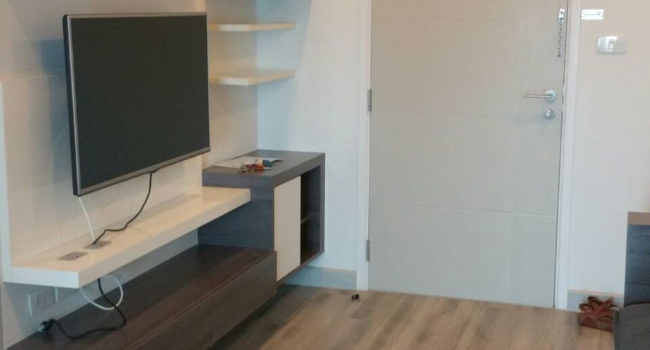 À vendre 1 chambre condo à Sathon, Bangkok
