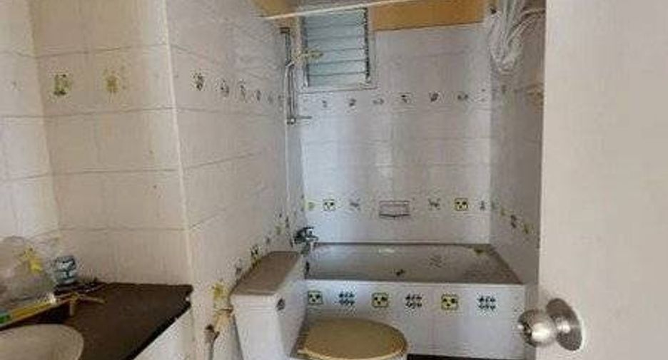For sale 1 Beds condo in Yan Nawa, Bangkok