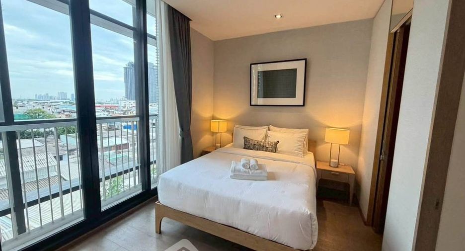 For sale 2 bedrooms condo in Khlong Toei, Bangkok