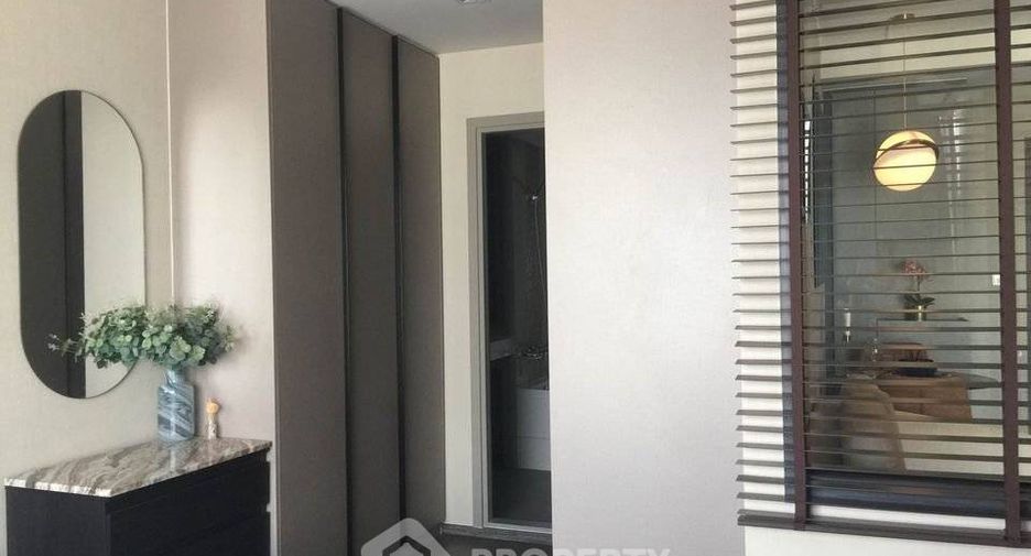 For sale 1 bed condo in Phra Khanong, Bangkok
