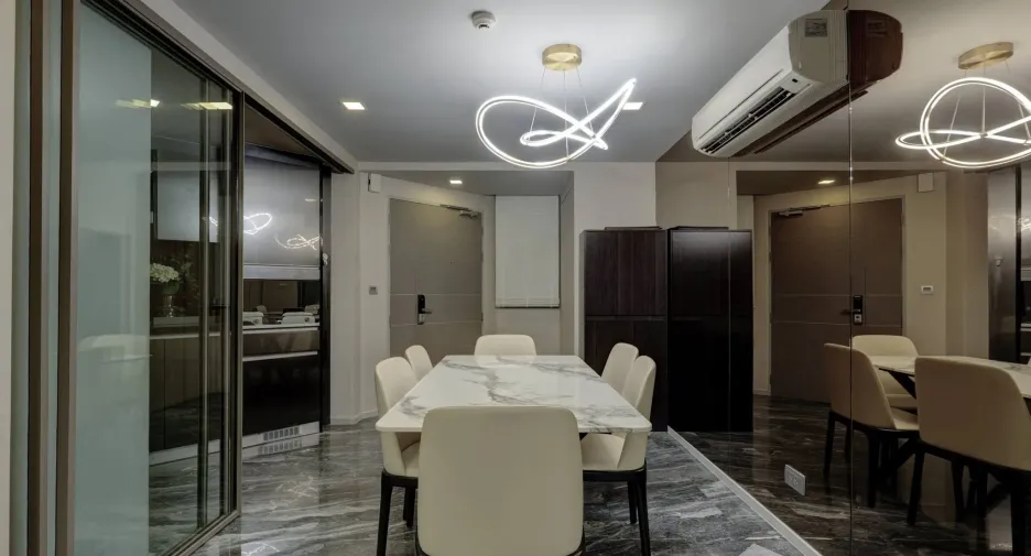 For rent 3 bedrooms condo in Watthana, Bangkok