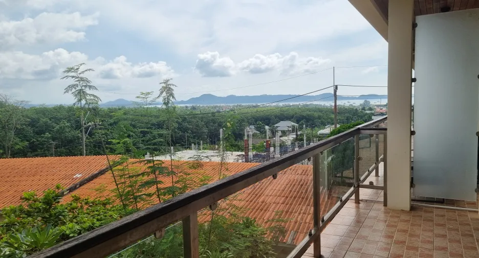 For rent 2 bedrooms apartment in Mueang Phuket, Phuket