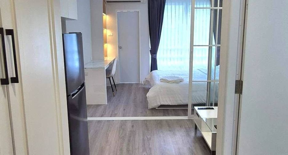 For rent 1 bed condo in Huai Khwang, Bangkok
