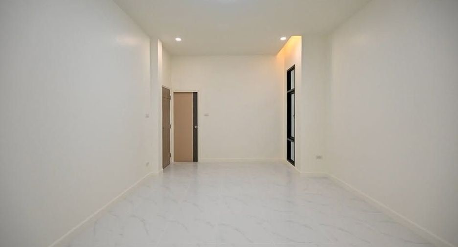 Haus zum Kauf mit 3 Zimmer in Bang Lamung, Chonburi