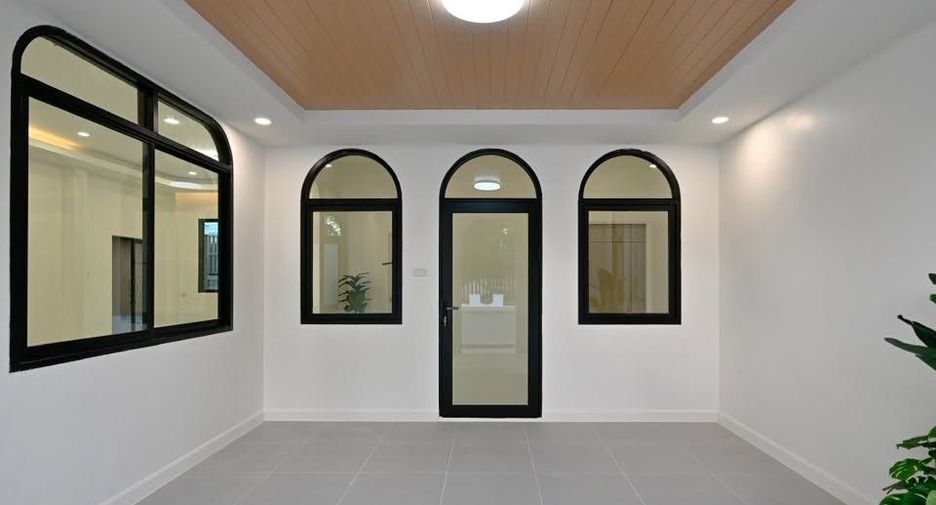 Haus zum Kauf mit 3 Zimmer in Bang Lamung, Chonburi