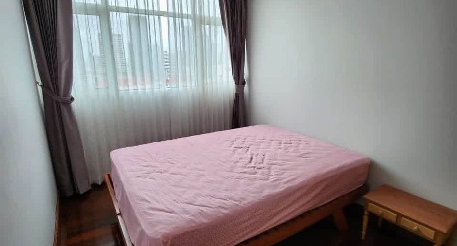 For sale 2 bedrooms condo in Watthana, Bangkok