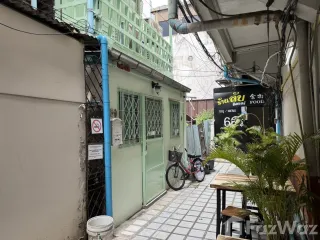 Casa en venta y en alquiler de 2 habitaciones en Yan Nawa, Bangkok