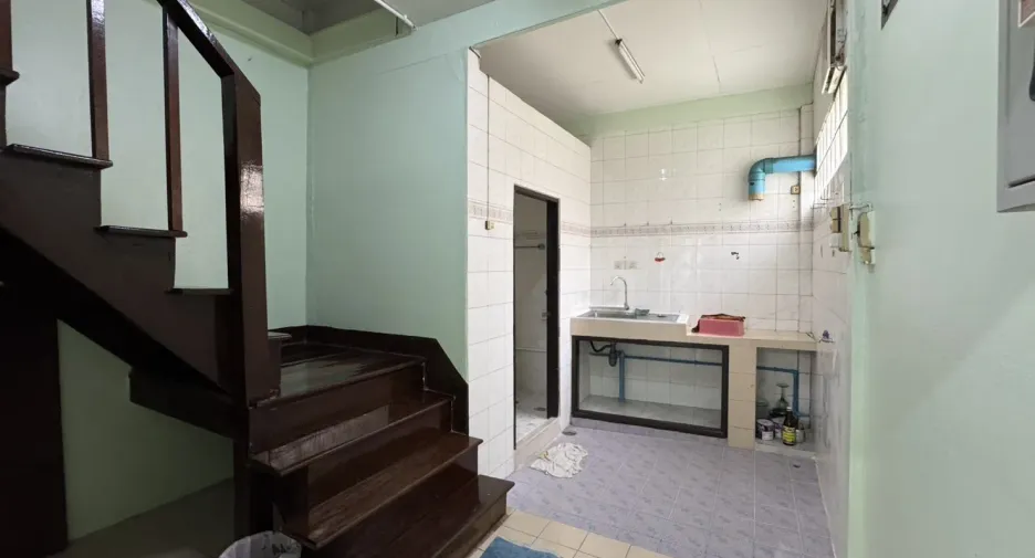 Casa en venta y en alquiler de 2 habitaciones en Yan Nawa, Bangkok