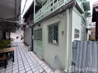 Casa en venta y en alquiler de 2 habitaciones en Yan Nawa, Bangkok