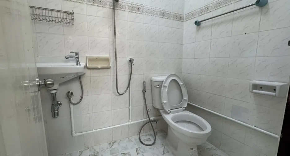 Casa en venta y en alquiler de 2 habitaciones en Yan Nawa, Bangkok