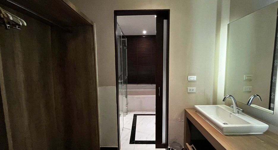 For rent 3 bedrooms villa in Hua Hin, Prachuap Khiri Khan