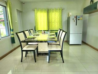Casa en venta y en alquiler de 4 habitaciones en San Kamphaeng, Chiang Mai