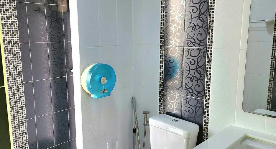 Casa en venta y en alquiler de 4 habitaciones en San Kamphaeng, Chiang Mai