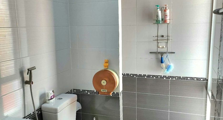 Casa en venta y en alquiler de 4 habitaciones en San Kamphaeng, Chiang Mai