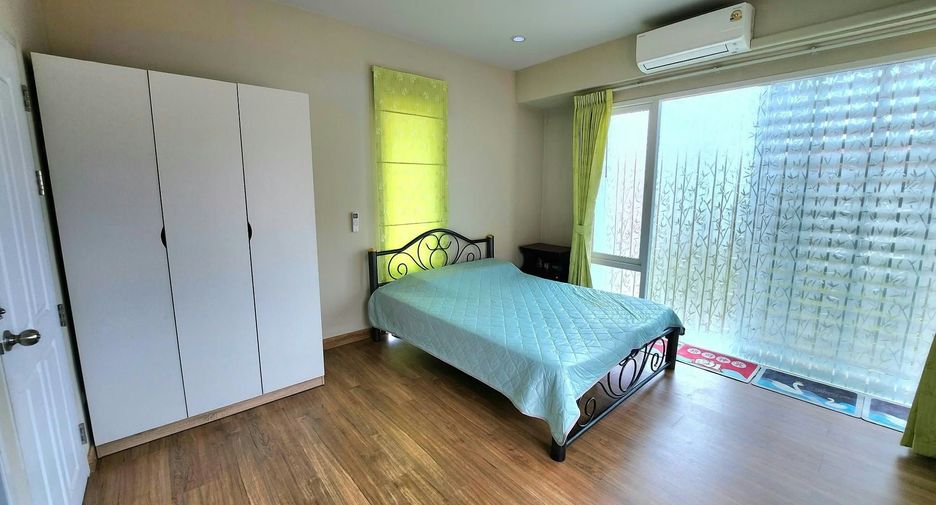 Casa en venta y en alquiler de 4 habitaciones en San Kamphaeng, Chiang Mai