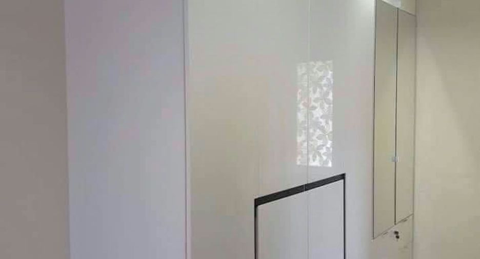 Casa en venta y en alquiler de 4 habitaciones en San Kamphaeng, Chiang Mai